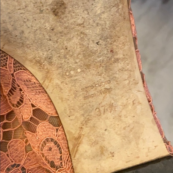 Authentic Dolce and gabbana flats - Picture 4 of 9